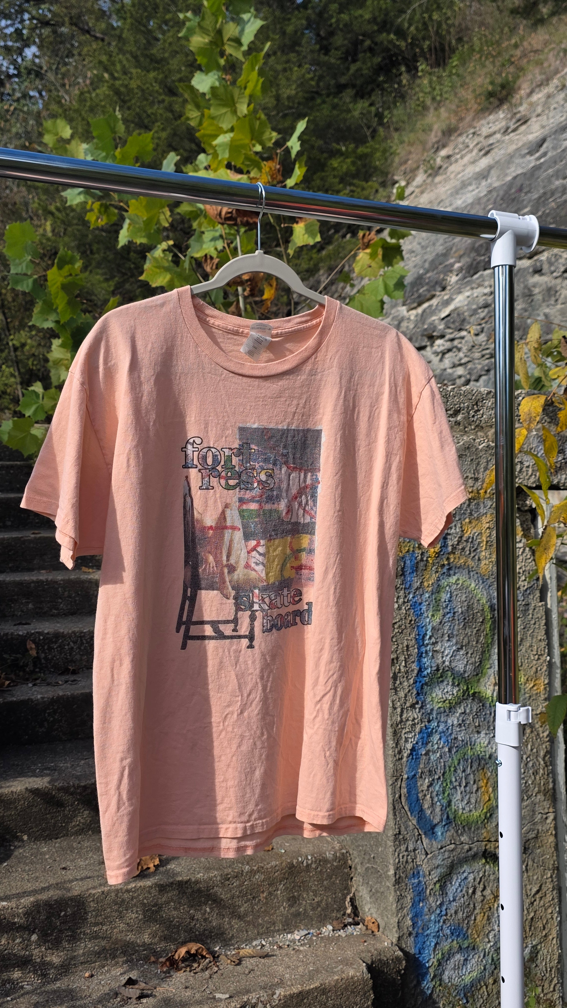 "Fort Ress-skate board" 02' tee