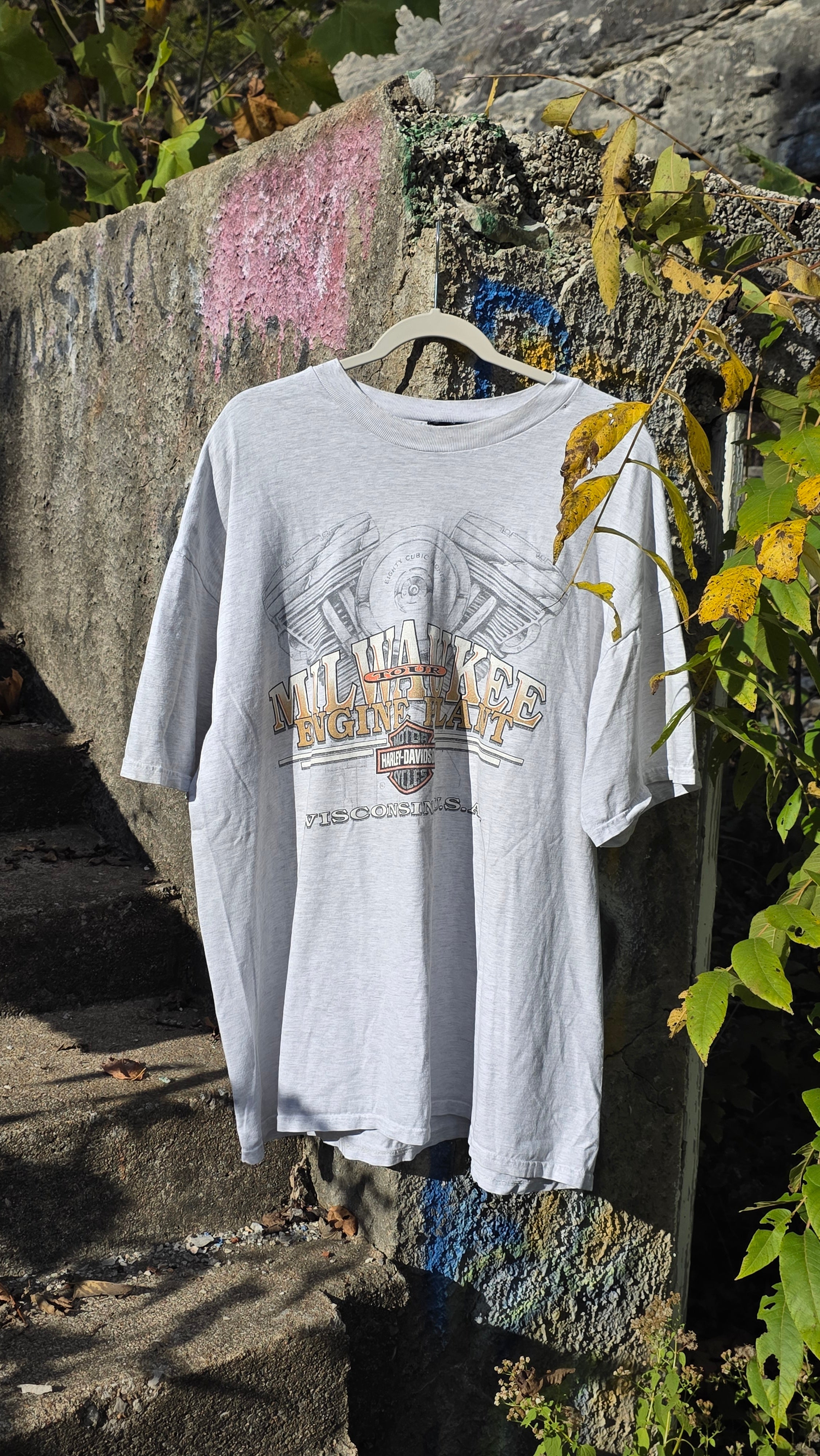 Harley Davidson "Milwaukee engine plant" graphic tee. Size M
