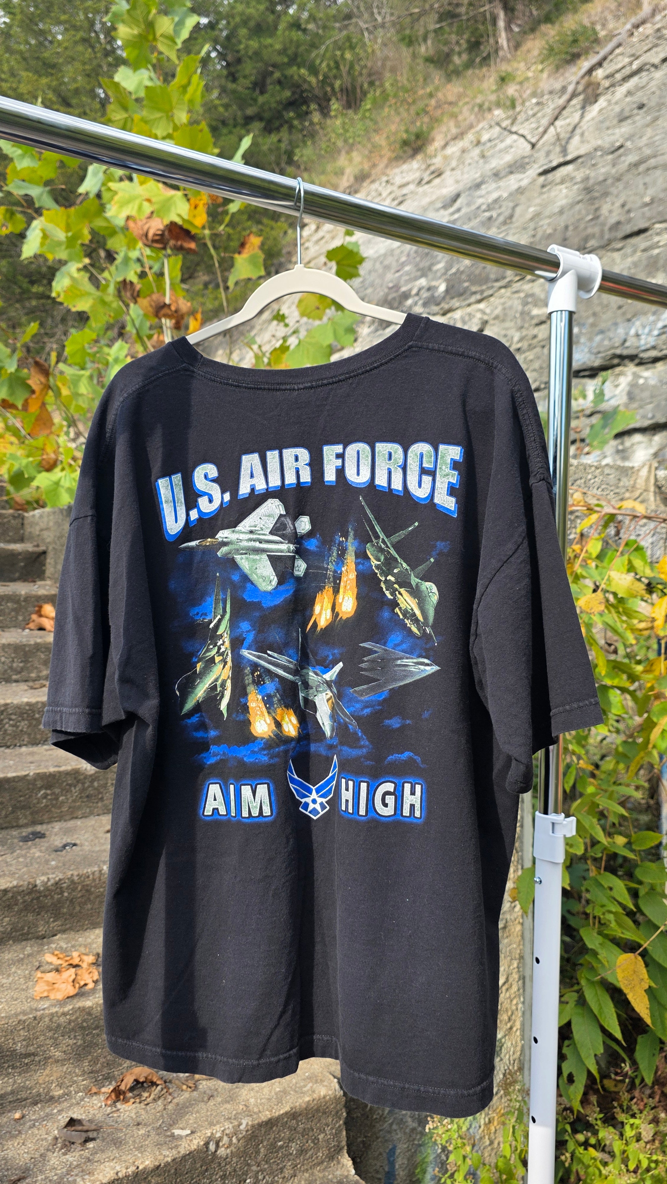 Us Air Force "aim high" graphic tee. Size L