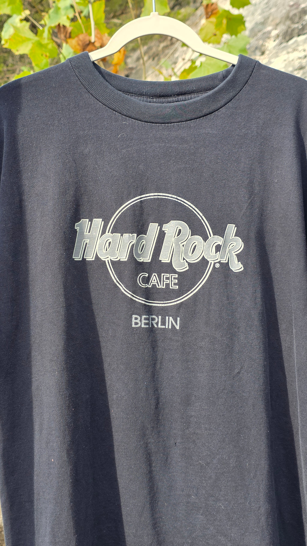 Har rock Cafe "berlin" tee. Size large