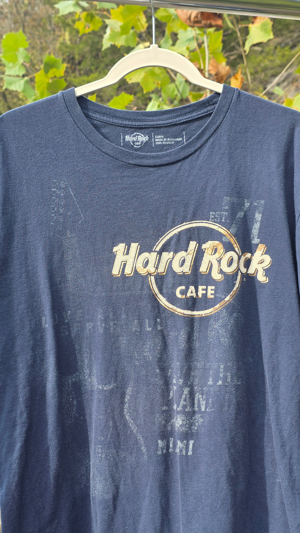 77' Hard rock Cafe "miami" tee. Size large